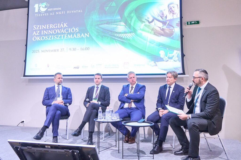 Szinergiák az innovációs ökoszisztémában: Tíz év a hazai kutatás-fejlesztés és innováció szolgálatában STRADAMUS Szinergiák az innovációs ökoszisztémában: Tíz év a hazai kutatás-fejlesztés és innováció szolgálatában STRADAMUS